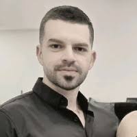 40+ (na) “Rami Farah” profile