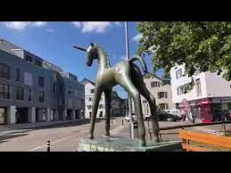 Ausschnitt aus die 12 geschworenen von reginald rose, gespielt vom theater einhorn dübendorf im märz 2009. Entratsle Dubendorf Dubendorf Quiz 149 Einhorn Lindenplatz Dubendorf Youtube