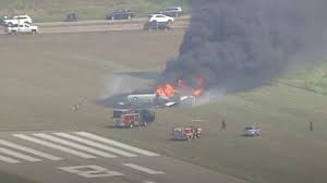 The pilot was injured, and the mechanic was killed. Pilot Of Today S Horrific Crash Actually Made It Out Alive World War Wings