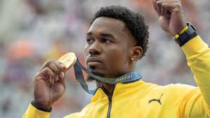 Perry promises 'jaws will drop' at Super Bowl half time show