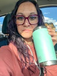 Leslie Mcguckin's Instagram, Twitter & Facebook