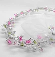 Jenny und colin schließen schnell freundschaft, und jenny findet heraus, dass colin sich vor verschiedenen geistererscheinungen fürchtet. Tisch Deko Geburtstags Deko Perlen Herzen Serviettenringe