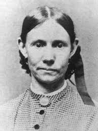 Ellen Proctor's Instagram, Twitter & Facebook