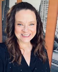 AZ Dance District would like to welcome Paula Carr to our faculty! Paula  will be the Director of our newest program, Stars Performance Team and  comes to us with 27 years of
