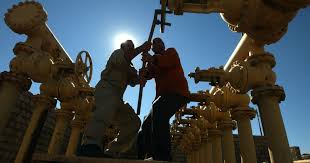 Avem 17 stiri despre pret baril petrol. PreÈ›ul Petrolului ContinuÄƒ SÄƒ ScadÄƒ Barilul De È›iÈ›ei ValoreazÄƒ 25 De Dolari Cel Mai ScÄƒzut Nivel Din Ultimii 17 Ani