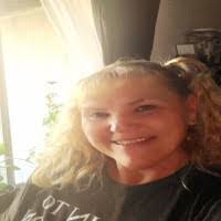 Kimberly Minton's Instagram, Twitter & Facebook