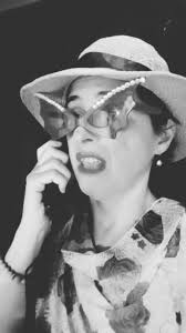 Muy feliz cumpleaños eterna Niní Marshall!!, Uno de sus personajes, Mónica  Bedoya Hueyo de Picos Pardos Sunset Croston,que amé representar,les  comparto. , #escenadehumor #humoristico, #nini #actuacion ...