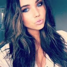 JOLIE FILLE - Jouez aux Puzzles Gratis chez Puzzle Factory