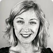 Nude Photographer Spencer Tunick's Limited Edition Book Signing at The  Standard