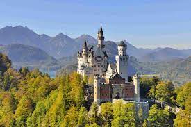 Once you get to the other side queen mary's bridge, continue on the path that. Best Places To Photograph Neuschwanstein Castle