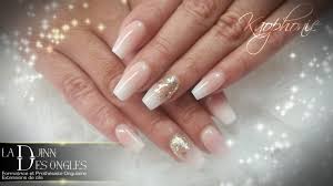 Parcourez notre sélection de paillettes ongles : Golden Babyboomer Et Degrade De Paillettes La Djinn Des Ongles