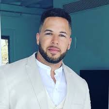 Bob Magnuson (@bobmagnuson)