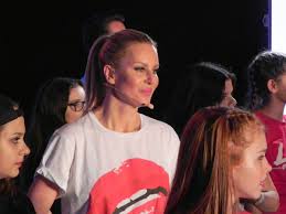 Vážnejším a omnoho viditeľnejším zmenám na tvári simona neholduje. Ø­Ø²Ø§Ù… ÙˆÙƒÙŠÙ„ Ø§Ù„Ù‡Ø±ÙˆØ¨ Ù…Ù† Ø§Ù„Ø³Ø¬Ù† Tricko Simona Krainova Cabuildingbridges Org