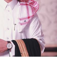 Pin By Nnajw On تصوير عروسه Photo Ideas Girl Arab Wedding Mr Perfect