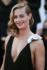 I had my small casette collection… Cecile De France Photos Photos The Young Pope Premiere 73rd Venice Film Festival Woman Smile Young Pope Actresses