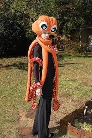 Auf der einen seite kann es natürlich um ein kostüm für babys gehen. Krake Kostum Selber Machen Diy Anleitung Maskerix De Kraken Kostum Monster Kostume Unter Dem Meer Kostum