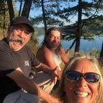 Robert Riggsbee's Instagram, Twitter & Facebook