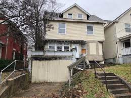 4 bedroom home for rent at 78 upper canada drive, toronto, on m2p 2a3 york mills. 3346 Bonaparte Ave Cincinnati Oh 45207 Mls 1650702 Coldwell Banker
