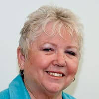 Lynda Mann: Daring to Use a Different Lens