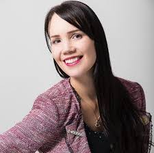 Jacqueline Cullen's Instagram, Twitter & Facebook