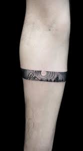 40 Stylish Armband Tattoos For Men Women Tattooblend Arm Band Tattoo Armband Tattoos For Men Tattoos For Guys