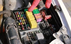 Anyone know which fuse panel the fuse for the cigarette lighter is in? Detecting Leakage Current In A Vehicle Toolboom