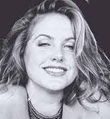 Leonor Barnett's Instagram, Twitter & Facebook