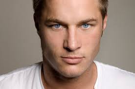 @bklinebetty he's so goofy good afternoon@bruja_valle @laylalee68 @ffdpgitte @rine07 @nleufven. This Guy I Swear Travis Fimmel Travis Fimmel Ragnar Ragnar Lothbrok