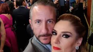 Video Chantal Andere pelea esposo Enrique Rivero Lake ceremonia Grito  Palacio Nacional