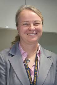 Dental professor addresses oral health among Native American high schoolers 