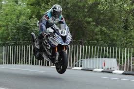Bmw S Dunlop Wins Opening Isle Of Man Tt Race Rst Superbike Tt Results