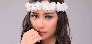 Single ini didistribusikan oleh label le moesik. Itu Aku Dulu Pasto 1 Prilly Latuconsina Albumbaru Com