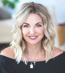 Meet Jami Maine, Julius Monroe Owner & Master Stylist. ✨ Aside from her  boss babe duties as salon owner and Master Stylist, Jami enjoys pilates and  her Peloton in her spare time.