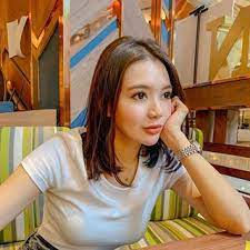 Umur 28 tahun) adalah penyanyi dangdut berkebangsaan indonesia. Wika Salim Wikasalim Instagram Photos And Videos Hair Styles Hair Wrap Beauty
