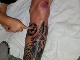 What tattoo's does messi have and what do they. Lionel Messi Gets Terrible New Tattoo On The World S Most Expensive Left Leg The Independent The Independent