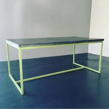 Schwarze Beton Platte Mit Mintgrunem Stahl Gestell Der Schonste Tisch Fur Dein Zuhause Wenn Ihr Ihn Sehen Wollt Konnt Ihr Home Decor Entryway Tables Decor