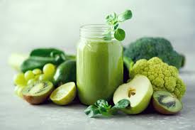 It focuses on eliminating certain foods from your diet to enhance digestive health and incorporating mindful eating practices such as chewing food thoroughly and avoiding distractions while eating. What Is The Mayr Method Diet How Rebel Wilson S Lost Three Stone