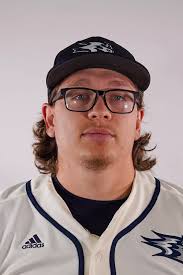 Drew Ries's Instagram, Twitter & Facebook