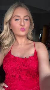 Leah Mclaughlin's Instagram, Twitter & Facebook