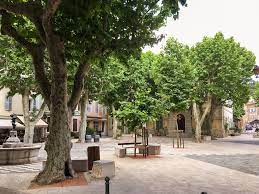 Gonfaron ist durch die legende vom fliegenden esel bekannt, die ins 17. Gonfaron Map Of Gonfaron 83590 France