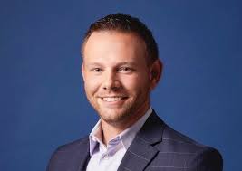 Associate Spotlights