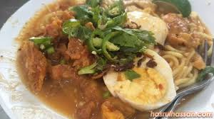 Well, speaking of good makan, the teluk intan experience will not be complete without a trip to mastan ghani (gps 04 01.563, e 101 01.198) mee rebus and air batu campur in jalan selat, near the. Mee Rebus Mastan Ghani Pekat Rasa Udang Kering