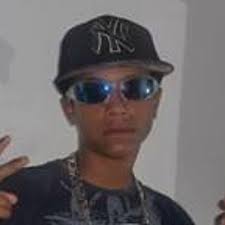 Allan Marcos's Instagram, Twitter & Facebook