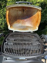 Grilling is a passion that's reflected in everything we do. Weber Q1200 Alugussdeckel Reinigen Grillforum Und Bbq Www Grillsportverein De