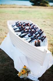 Inspiration Mariage La Petite Sirene Paillettes Chantilly Deco Mariage Plage Mariage Marin Mariage Sur Un Bateau