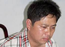 Cuộc sống hai mặt của ông trùm bảo kê bến bãi