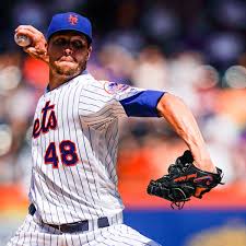 Jacob degrom has had many different hairstyles in the past. Jacob Degrom S Run Support Overshadows Stellar Outings With Mets Sports Illustrated