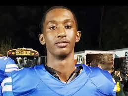 Perry Fisher's Instagram, Twitter & Facebook