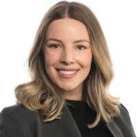 Stephanie Lyall's Instagram, Twitter & Facebook