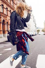 15 Ways To Wear Checkered Vans Slip On Sneakers Popbee Popbee Checkered Outfit Checkered Vans Outfit Fashion
